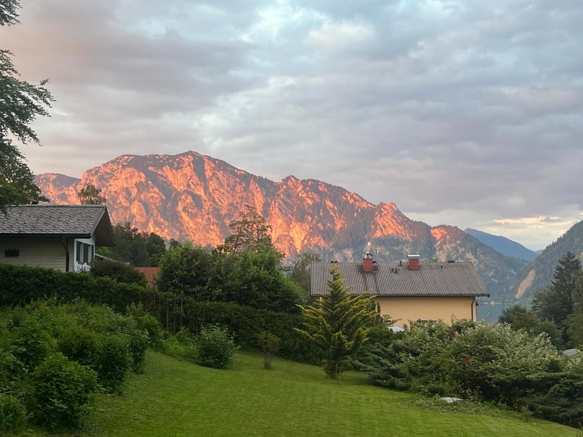 Die Landhausvilla In Унтерах-ам-Аттерзе Экстерьер фото